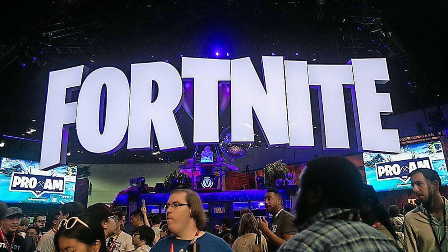 Fortnite and Warzone Players Can Win Cash Crypto Now